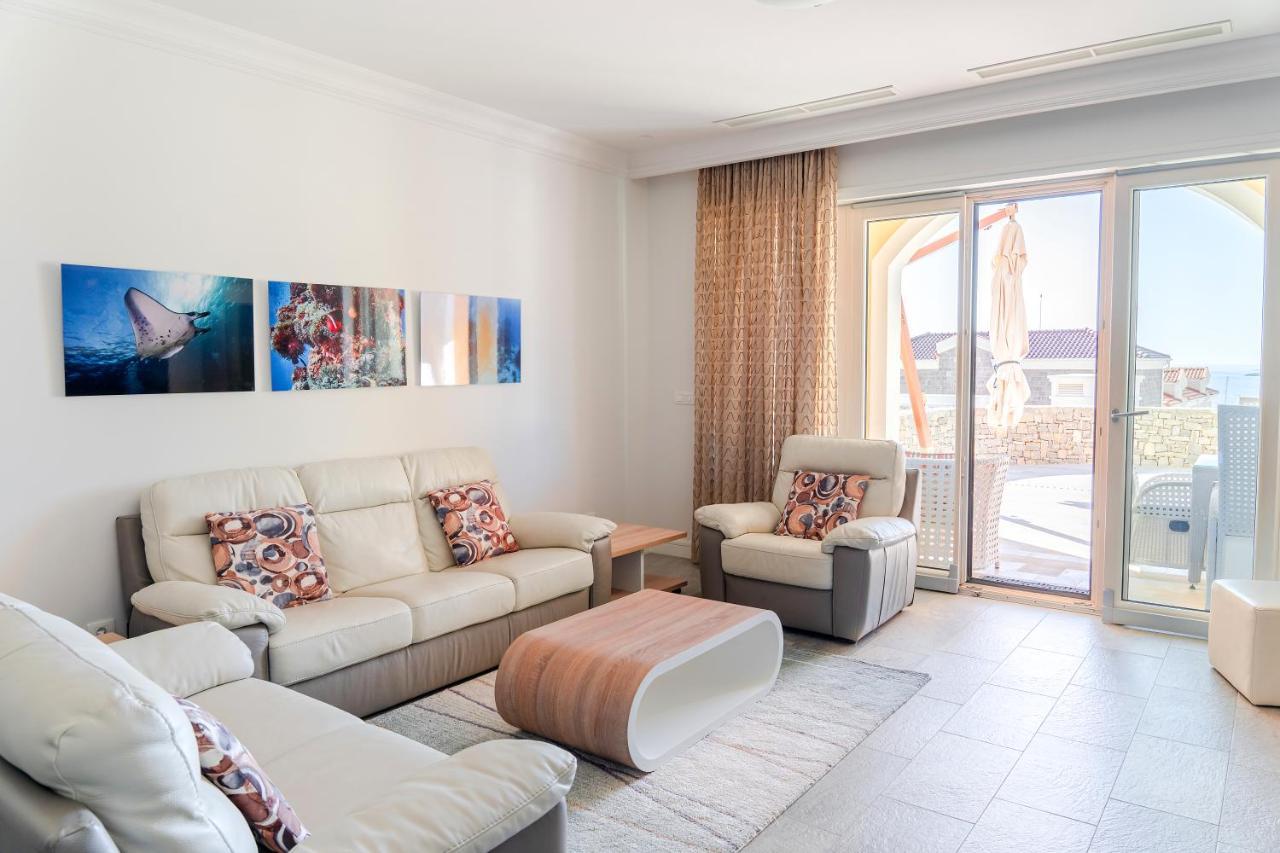 Lustica Bay Διαμέρισμα Τίβατ Εξωτερικό φωτογραφία