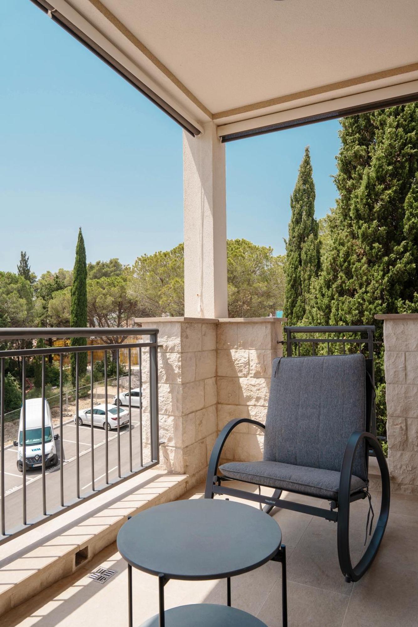 Lustica Bay Διαμέρισμα Τίβατ Εξωτερικό φωτογραφία