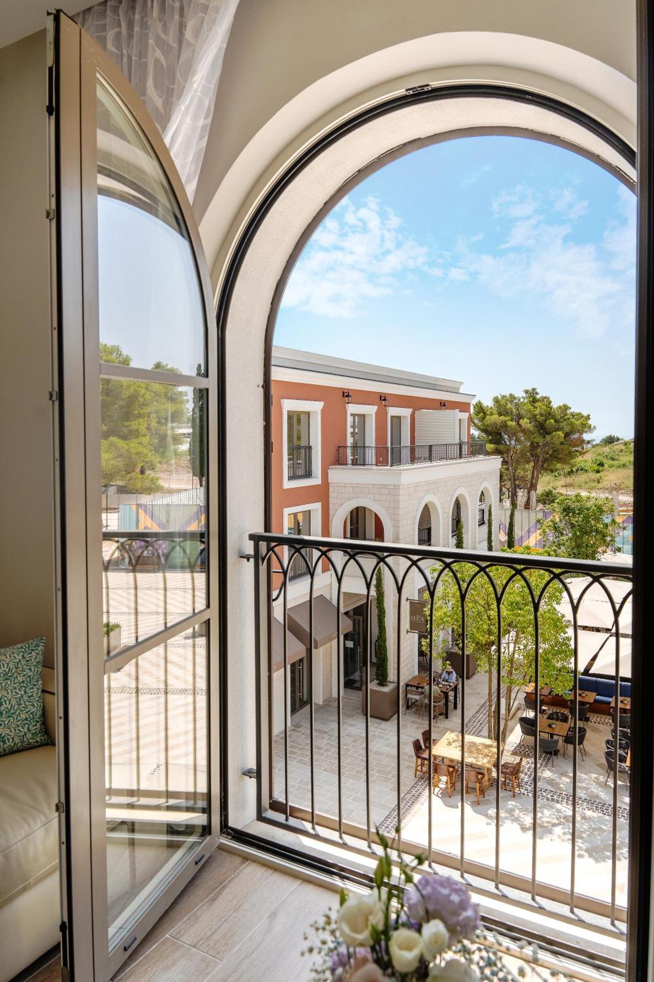 Lustica Bay Διαμέρισμα Τίβατ Εξωτερικό φωτογραφία